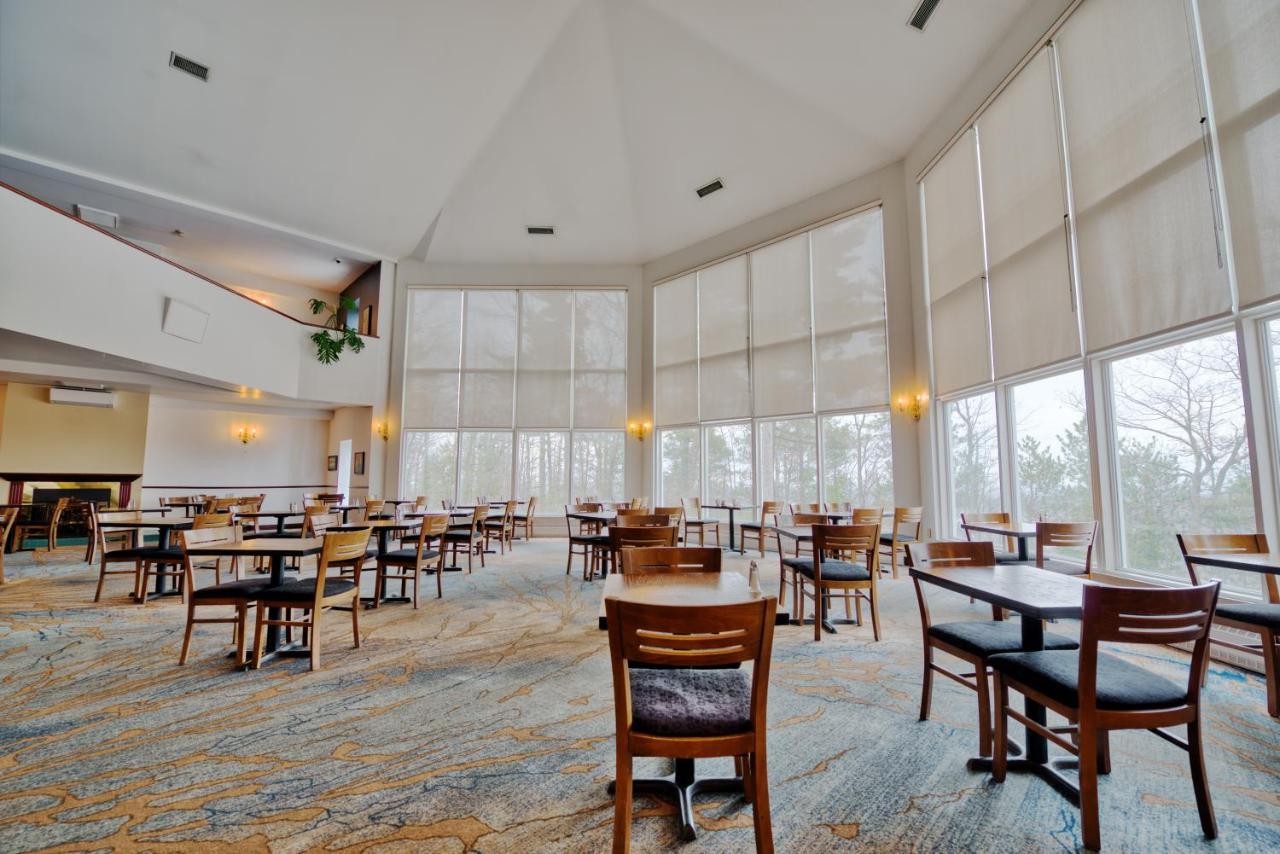 Auberge De La Montagne Coupee Saint Jean De Matha Ngoại thất bức ảnh