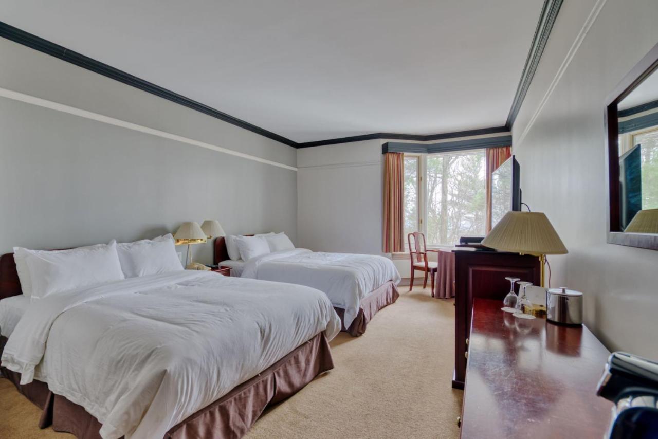 Auberge De La Montagne Coupee Saint Jean De Matha Ngoại thất bức ảnh