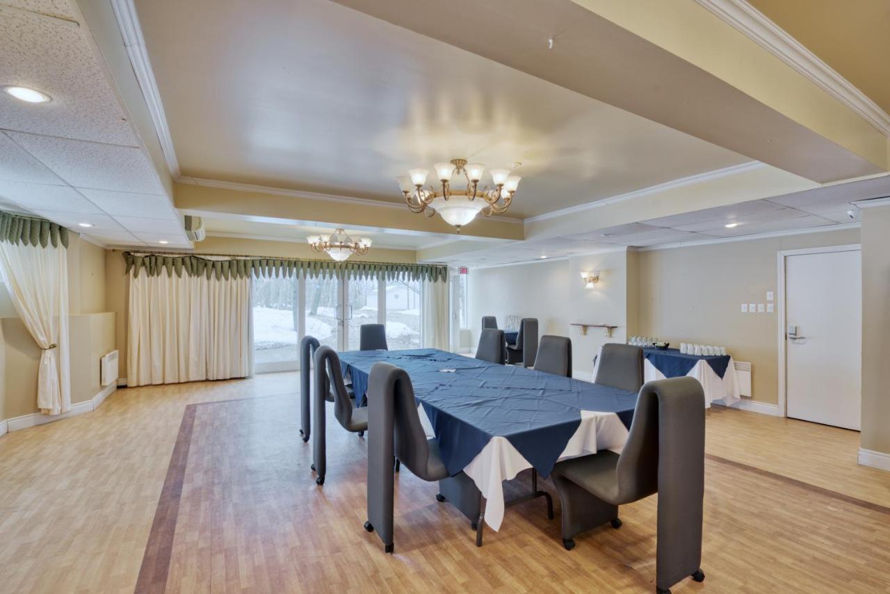 Auberge De La Montagne Coupee Saint Jean De Matha Ngoại thất bức ảnh