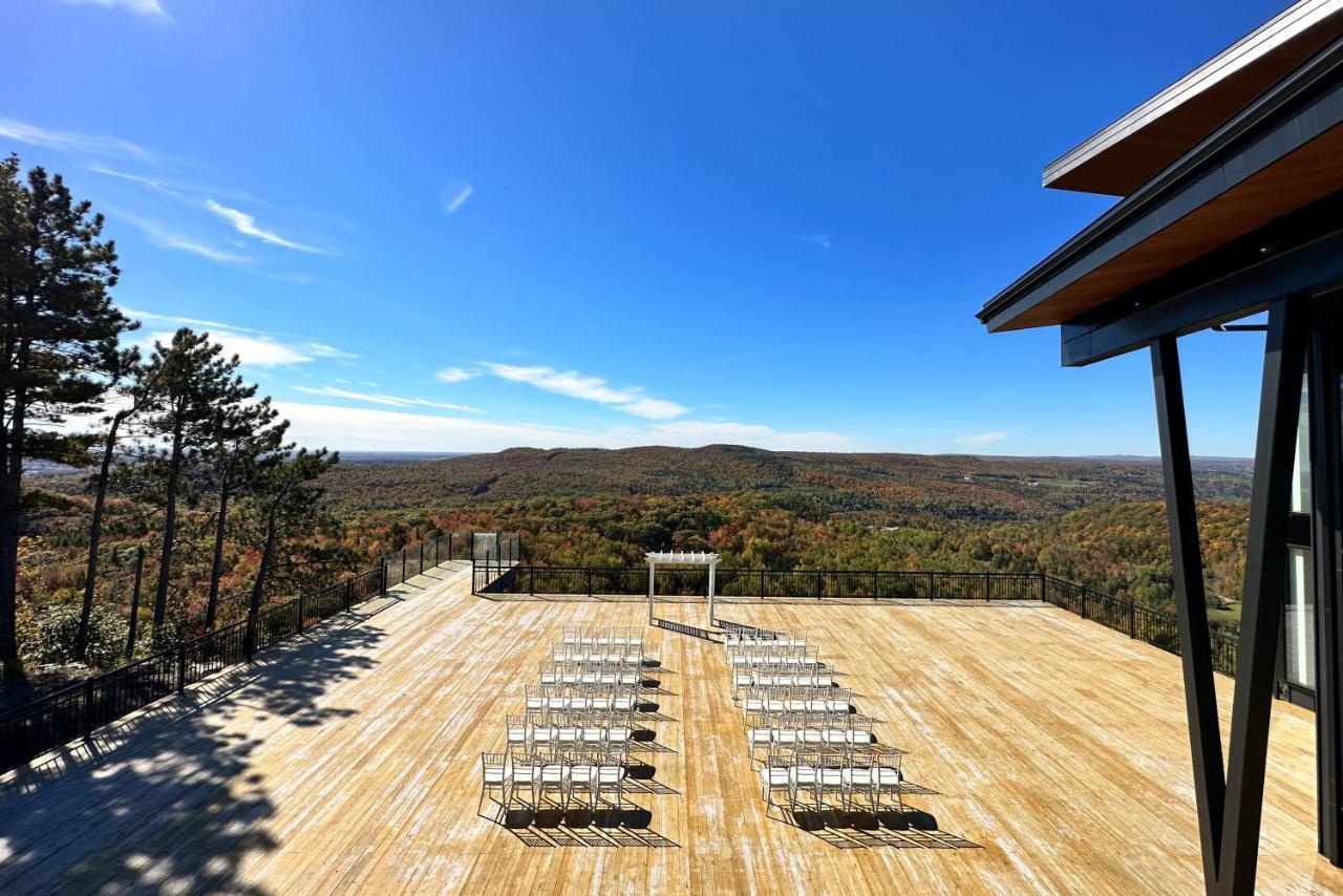 Auberge De La Montagne Coupee Saint Jean De Matha Ngoại thất bức ảnh