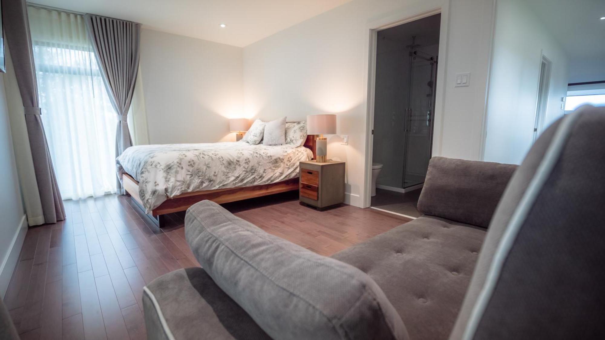 Auberge De La Montagne Coupee Saint Jean De Matha Ngoại thất bức ảnh